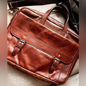 Elegant Brown Leather Men's Bag